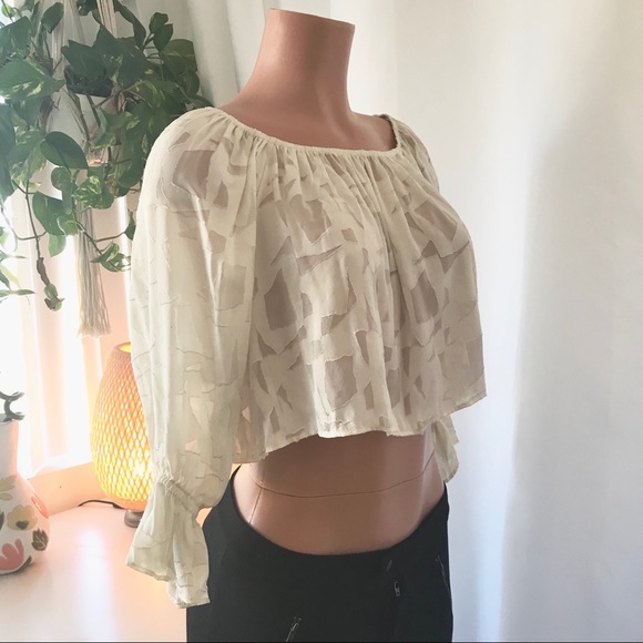 Stone Cold Fox cropped silk peasant top one size - Picture 2 of 7